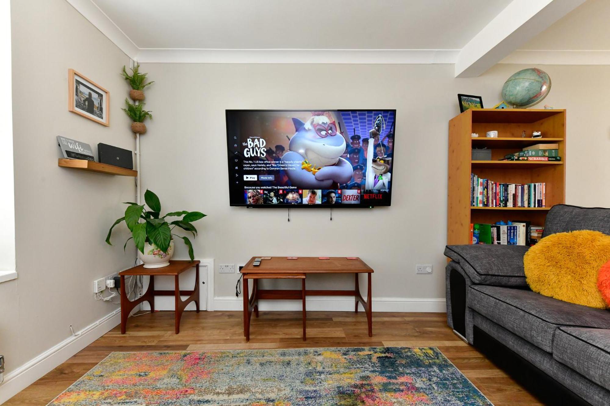 Free Parking - Heart Of The City - Superb Townhouse & Garden - Peaceful Area But Only 5Min Walk To Beach, Shops, Bars, Arena, Marina, Parks Swansea Dış mekan fotoğraf