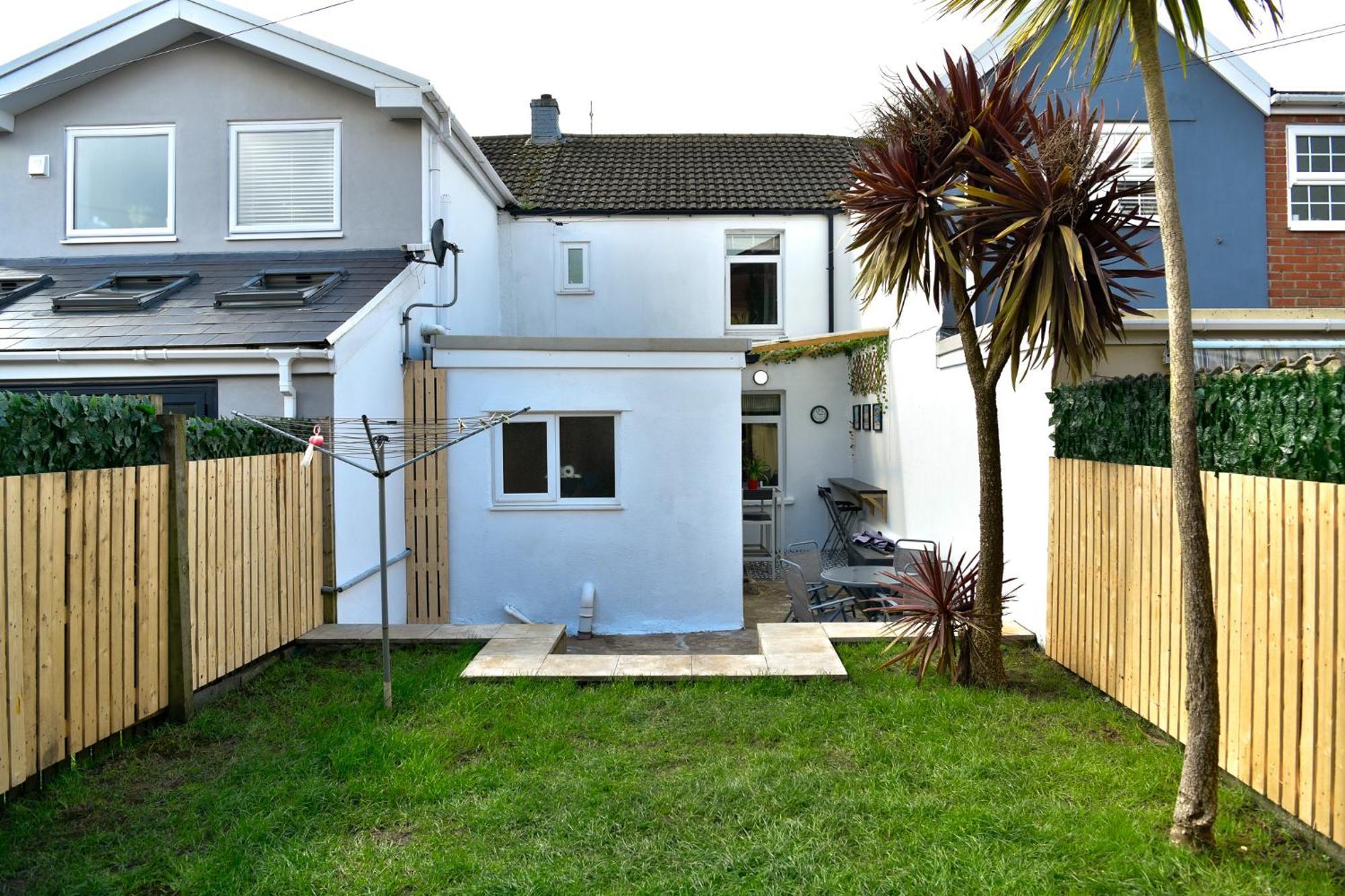 Free Parking - Heart Of The City - Superb Townhouse & Garden - Peaceful Area But Only 5Min Walk To Beach, Shops, Bars, Arena, Marina, Parks Swansea Dış mekan fotoğraf